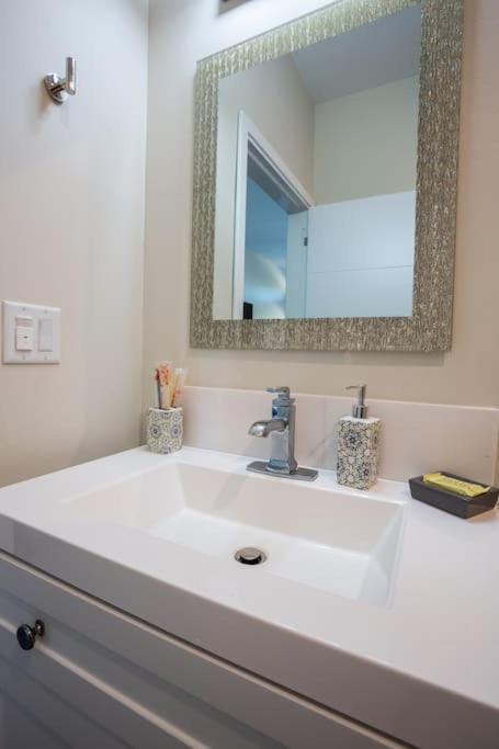 דירות סן דייגו Awesome Balboa And Downtown View With Cozy Patio מראה חיצוני תמונה